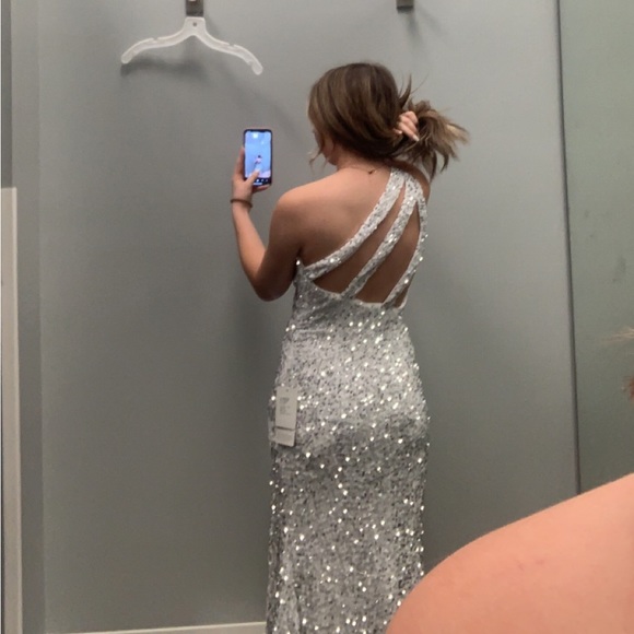 PROM DRESS - was a size 8, got it altered to a size 6. White sequins - Picture 2 of 4